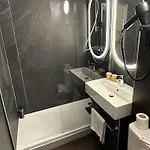 Ibis 3*