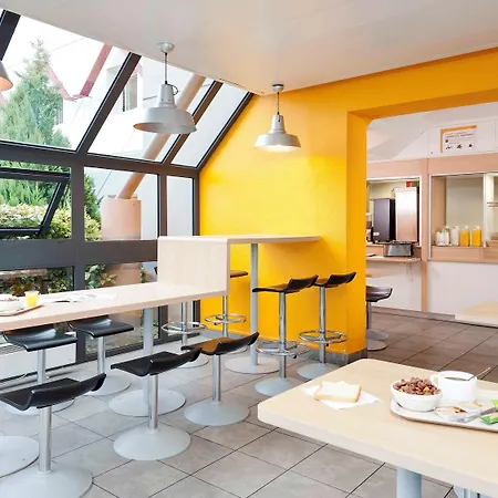 Ibis Abbeville