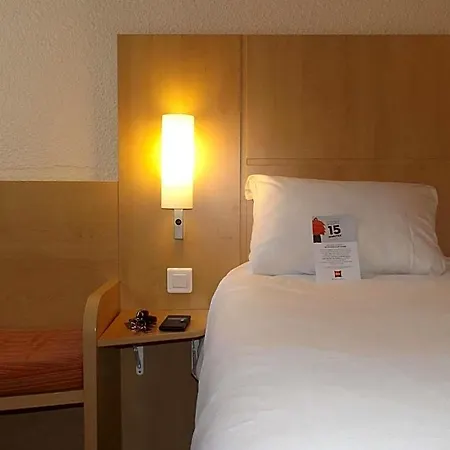 Ibis Hotel 3*