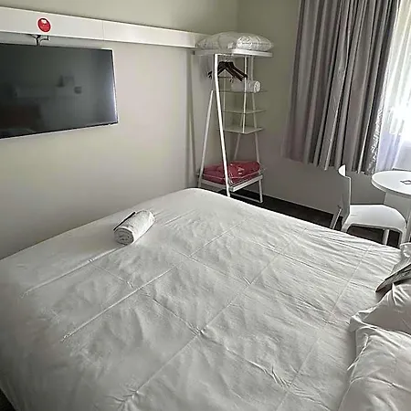 Ibis Hotel